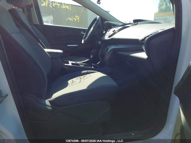 12674396 :رقم المزاد ، 1FMCU9G90HUD30487 vin ، 2017 Ford Escape Se مزاد بيع