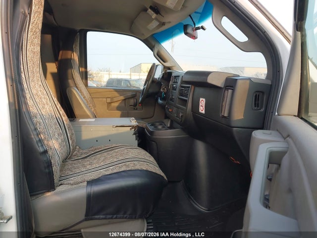 2018 Gmc Savana 3500 Standard მანქანა იყიდება აუქციონზე, vin: 1GTZ7GFG7J1244336, აუქციონის ნომერი: 12674399