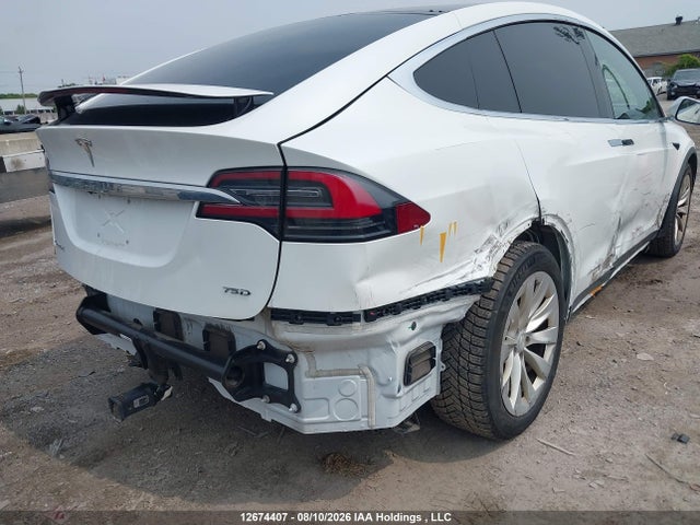 Продаж на аукціоні авто 2018 Tesla Model X, vin: 5YJXCBE26JF099759, номер лоту: 12674407