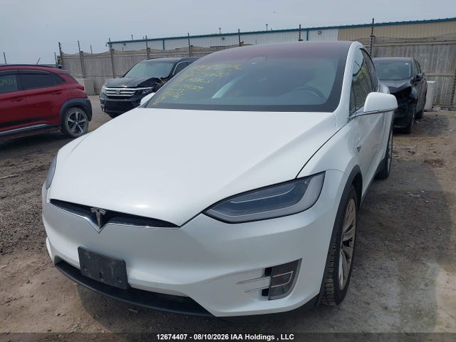 Продаж на аукціоні авто 2018 Tesla Model X, vin: 5YJXCBE26JF099759, номер лоту: 12674407