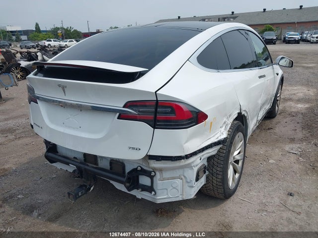 Продаж на аукціоні авто 2018 Tesla Model X, vin: 5YJXCBE26JF099759, номер лоту: 12674407