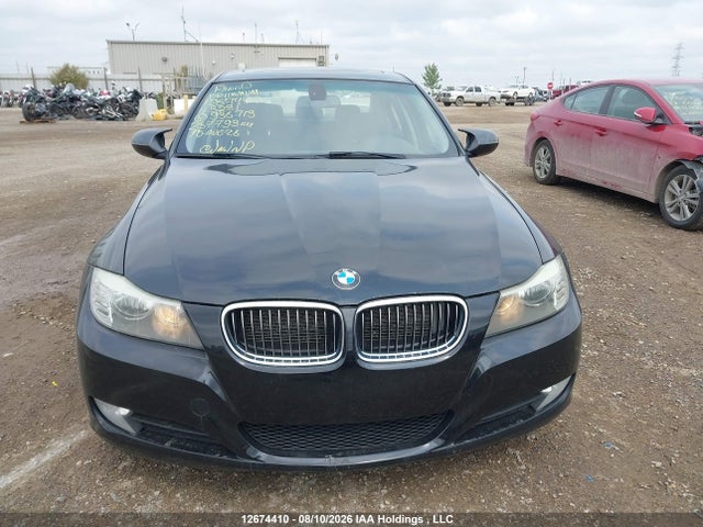 12674410 :رقم المزاد ، WBAPG7C58BA936713 vin ، 2011 Bmw 323i مزاد بيع