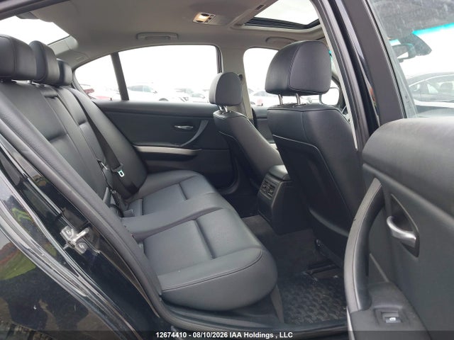 12674410 :رقم المزاد ، WBAPG7C58BA936713 vin ، 2011 Bmw 323i مزاد بيع