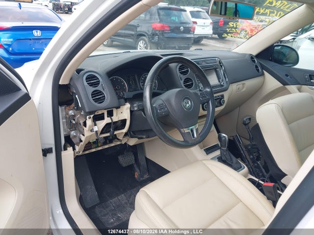 Продажа на аукционе авто 2012 Volkswagen Tiguan, vin: WVGBV7AX4CW579392, номер лота: 12674437