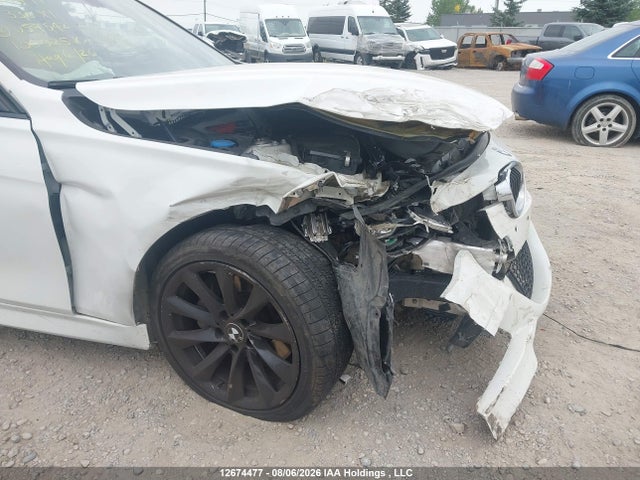 WBA8D9G54HNU59542 BMW 330 XI