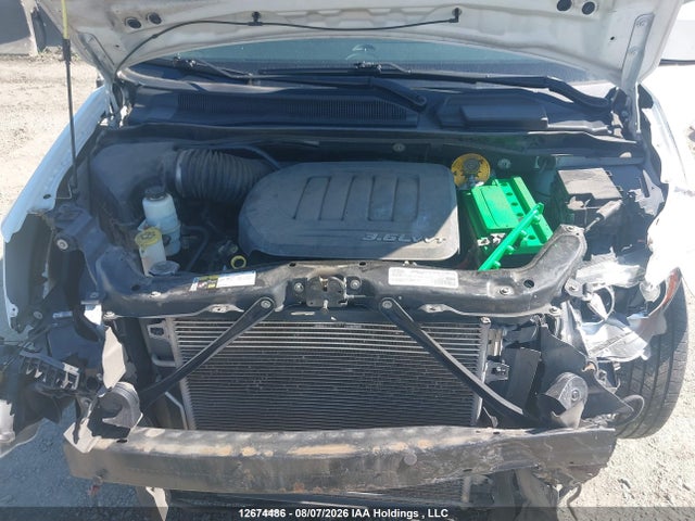 2C4RDGDG2GR358647 Dodge Grand Caravan Crew