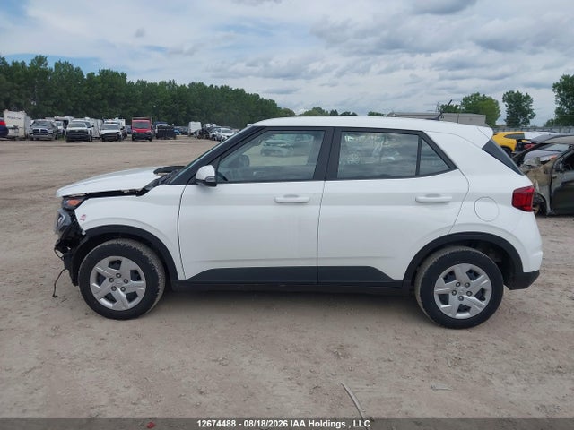 Hyundai Venue Essential 2025 KMHRB8A30SU349367 Image 15