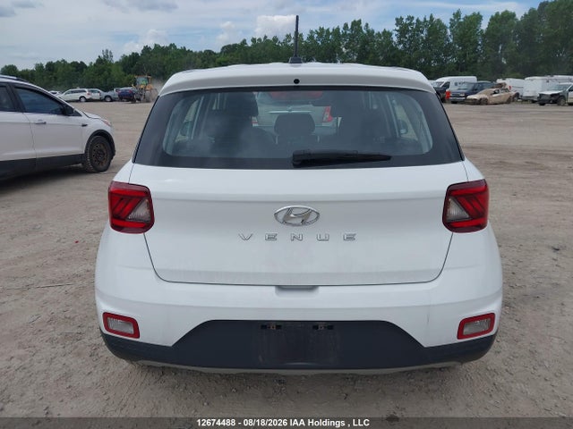 Hyundai Venue Essential 2025 KMHRB8A30SU349367 Image 17