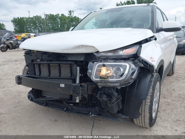 Hyundai Venue Essential 2025 KMHRB8A30SU349367 Image 6