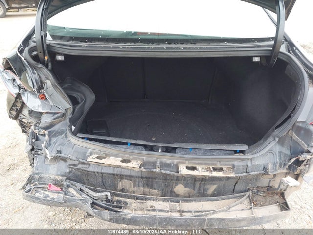 KMHD84LF0JU479477 Hyundai ELANTRA GL