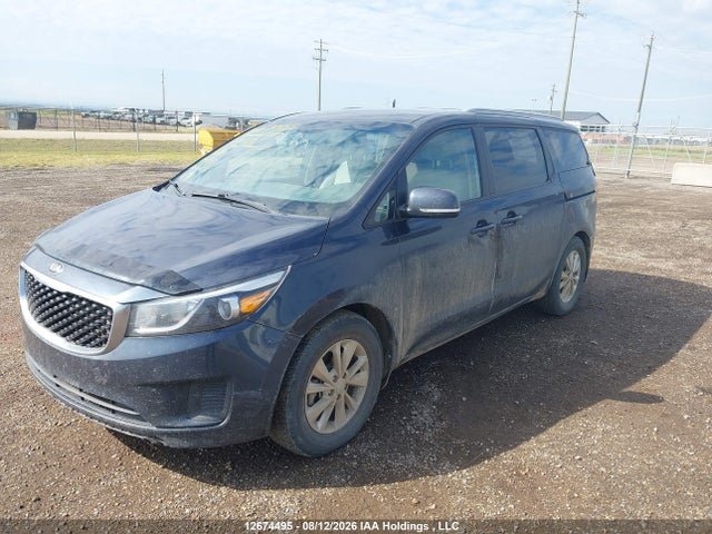 KIA SEDONA LX 2017 KNDMB5C18H6258739 Image 2