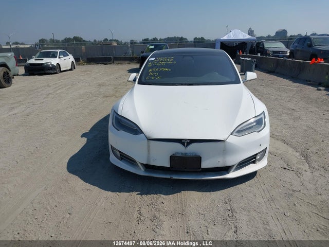 2016 Tesla Model S 60d/70d/75d/85d/90d მანქანა იყიდება აუქციონზე, vin: 5YJSA1E25GF173238, აუქციონის ნომერი: 12674497