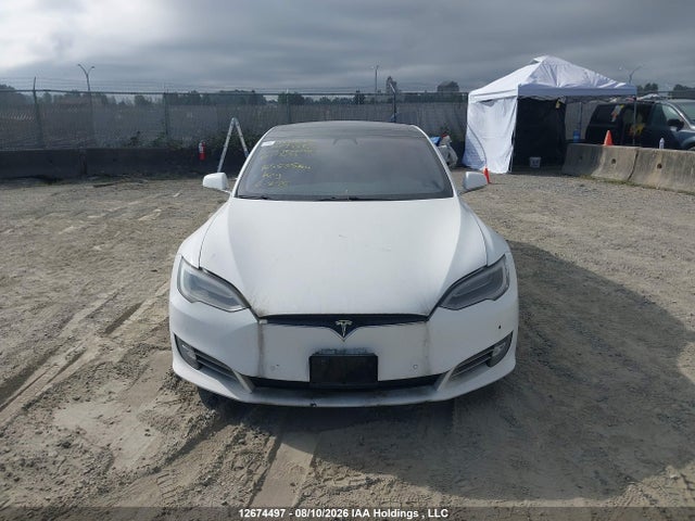 2016 Tesla Model S 60d/70d/75d/85d/90d მანქანა იყიდება აუქციონზე, vin: 5YJSA1E25GF173238, აუქციონის ნომერი: 12674497