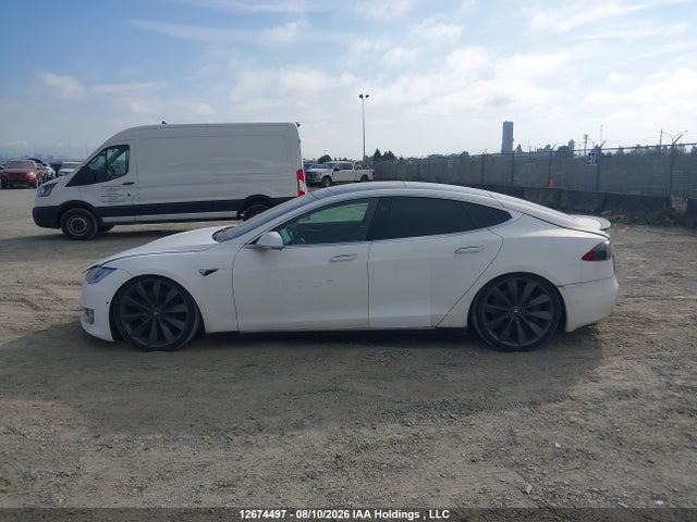 2016 Tesla Model S 60d/70d/75d/85d/90d მანქანა იყიდება აუქციონზე, vin: 5YJSA1E25GF173238, აუქციონის ნომერი: 12674497