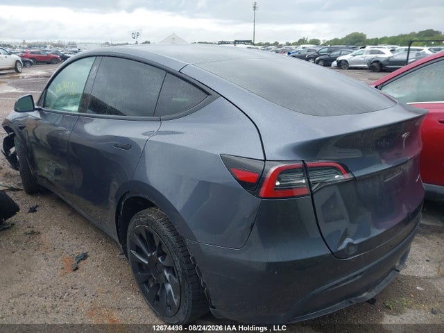 Tesla Model Y 2023 7SAYGDEE8PF765661 Image 3