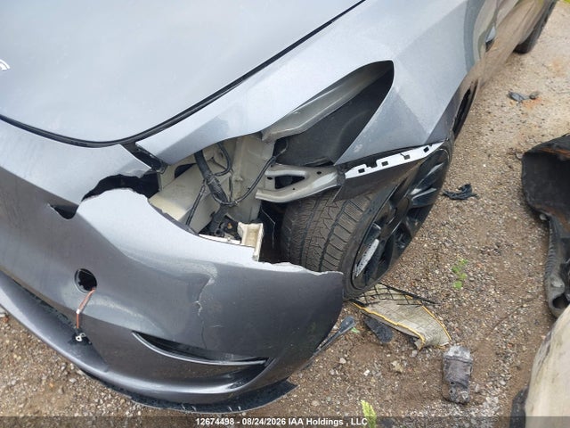 Tesla Model Y 2023 7SAYGDEE8PF765661 Image 6