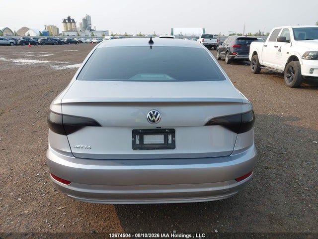3VWE57BU1MM078030 Volkswagen Jetta Highline