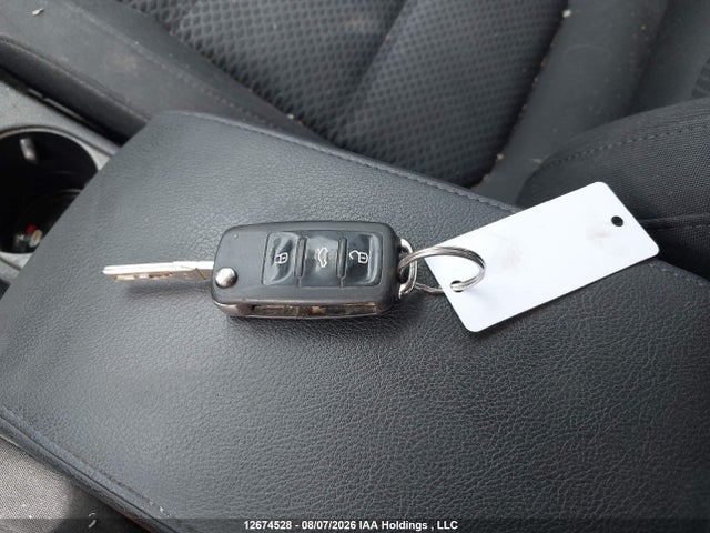 12674528 :رقم المزاد ، 3VWDK7AJ8EM390620 vin ، 2014 Volkswagen Jetta 2.0l Comfortline مزاد بيع