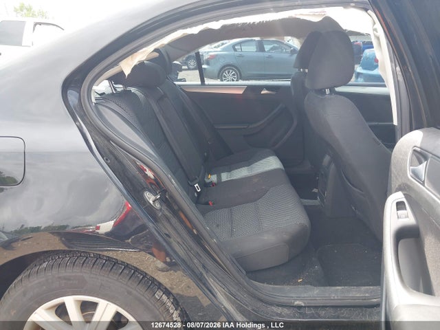 12674528 :رقم المزاد ، 3VWDK7AJ8EM390620 vin ، 2014 Volkswagen Jetta 2.0l Comfortline مزاد بيع