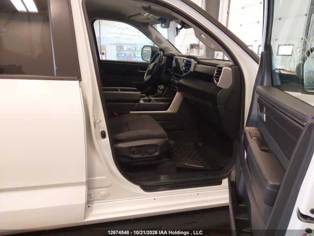 12674548 :رقم المزاد ، 5TFLA5DB3RX222281 vin ، 2024 Toyota Tundra Sr 4x4 مزاد بيع