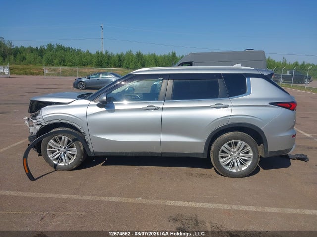 12674552 :رقم المزاد ، JA4J4VA80RZ603916 vin ، 2024 Mitsubishi Outlander Le/se/sel مزاد بيع