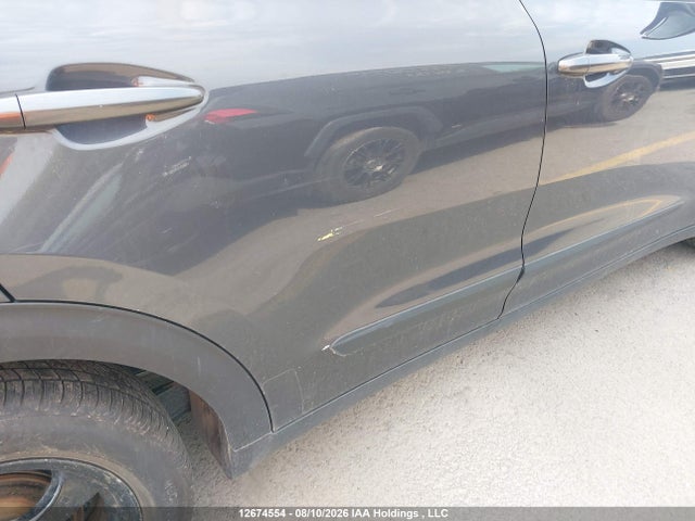 KNDCB3LC8J5204256 KIA Niro L