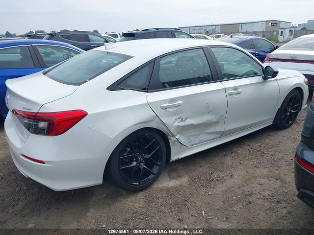 Honda Civic 2024 2HGFE2F57RH105090 Image 13