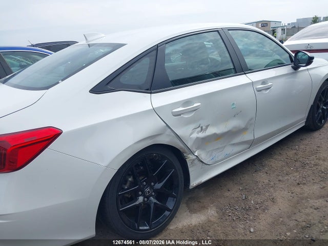 Honda Civic 2024 2HGFE2F57RH105090 Image 18