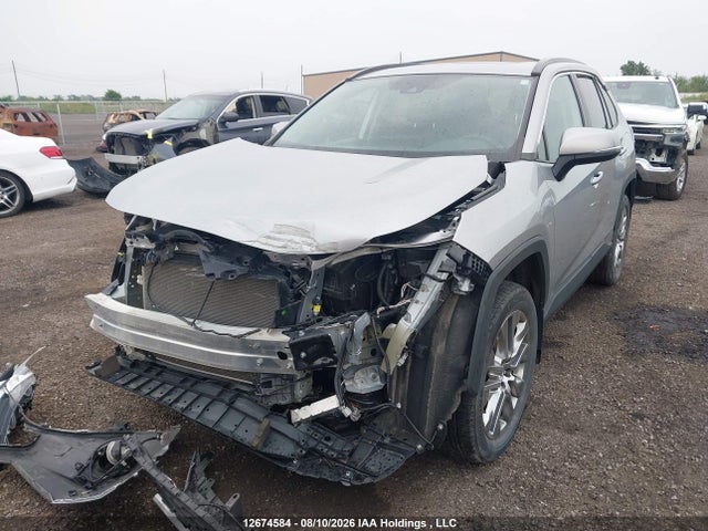 Toyota RAV4 2020 2T3R1RFV0LC079702 Image 2