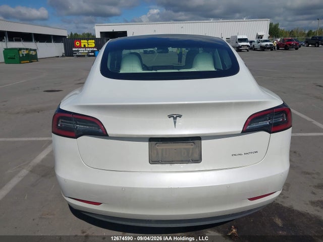 5YJ3E1EB7MF063456 Tesla MODEL 3