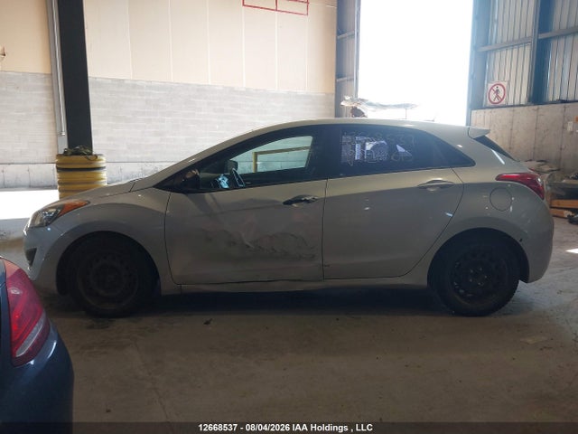 Продажа на аукционе авто 2014 Hyundai Elantra Gt Gl, vin: KMHD25LH3EU210615, номер лота: 12668537