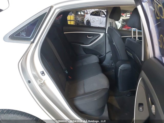 Продажа на аукционе авто 2014 Hyundai Elantra Gt Gl, vin: KMHD25LH3EU210615, номер лота: 12668537