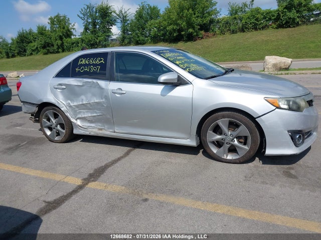 2012 Toyota Camry Se მანქანა იყიდება აუქციონზე, vin: 4T1BF1FK8CU021807, აუქციონის ნომერი: 12668682