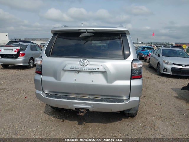 Toyota 4RUNNER SR5 2017 JTEBU5JR3H5460741 Image 16
