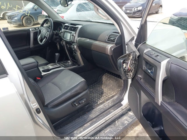 Toyota 4RUNNER SR5 2017 JTEBU5JR3H5460741 Image 5