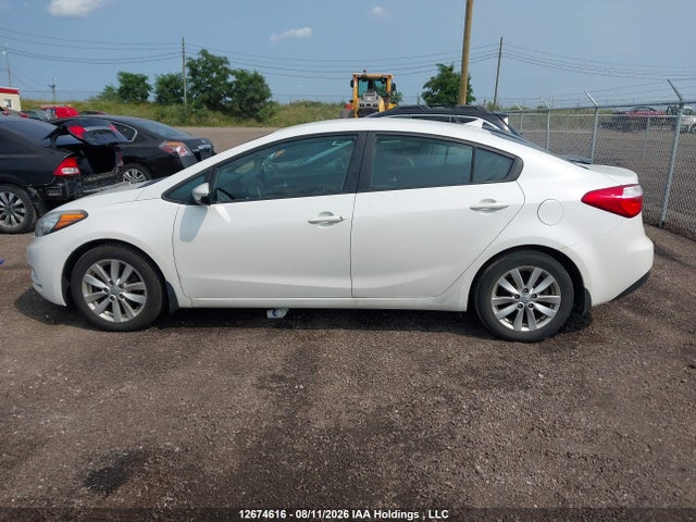 KNAFX4A61F5317990 KIA FORTE LX