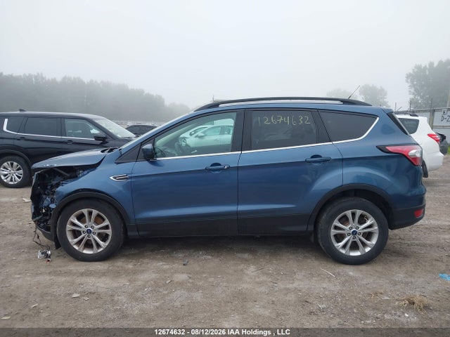 Продажа на аукционе авто 2018 Ford Escape, vin: 1FMCU0GD1JUC39329, номер лота: 12674632