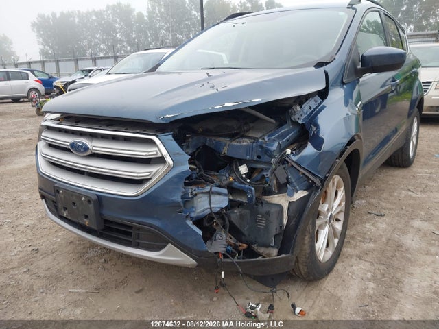 Продажа на аукционе авто 2018 Ford Escape, vin: 1FMCU0GD1JUC39329, номер лота: 12674632