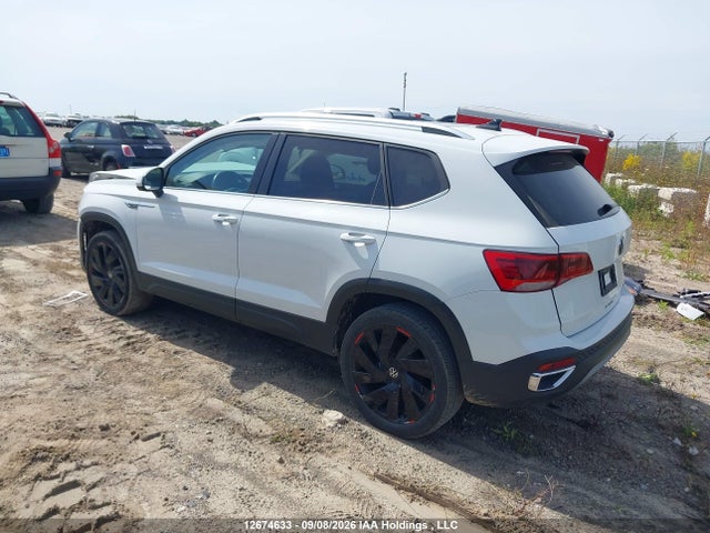 3VV4X7B28RM090286 Volkswagen Taos