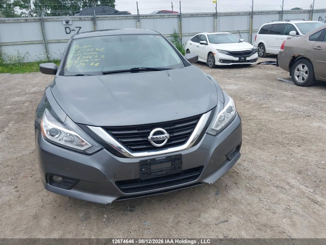 12674646 :رقم المزاد ، 1N4AL3APXJC276622 vin ، 2018 Nissan Altima 2.5/s/sv/sl/sr مزاد بيع
