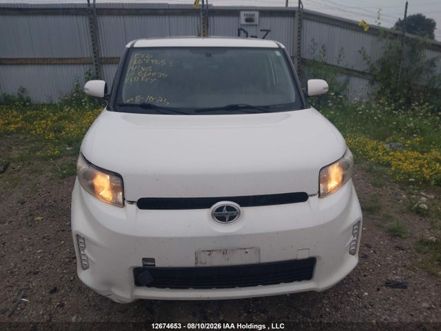 Scion XB 2014 JTLZE4FE3EJ061934 Image 11