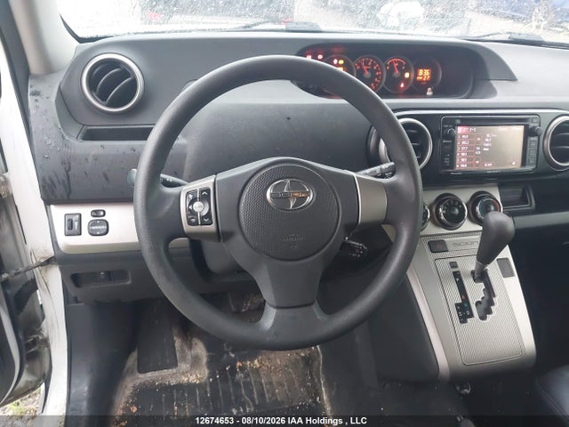 Scion XB 2014 JTLZE4FE3EJ061934 Image 18