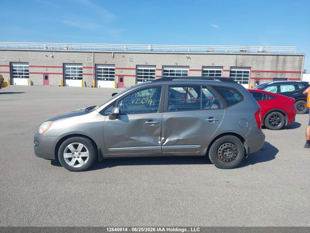 Продажа на аукционе авто 2009 Kia Rondo Ex/ex-premium/lx, vin: KNAFG528897256393, номер лота: 12640814