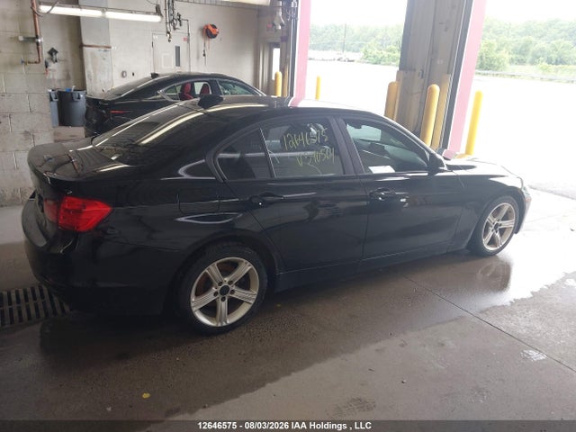 Продажа на аукционе авто 2013 Bmw 328i Xdrive/xdrive Classic Line, vin: WBA3B3C54DF540564, номер лота: 12646575