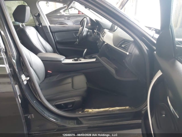 12646575 :رقم المزاد ، WBA3B3C54DF540564 vin ، 2013 Bmw 328i Xdrive/xdrive Classic Line مزاد بيع