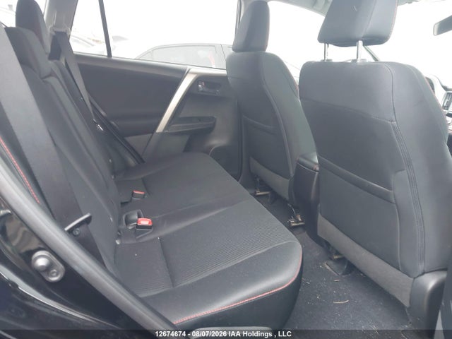 2T3RFREV5FW267041 Toyota Rav4 Xle