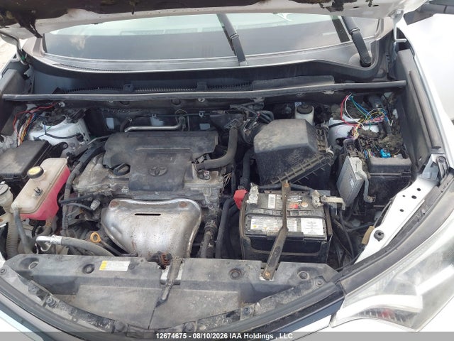 2T3ZFREV6JW407932 Toyota RAV4 LE
