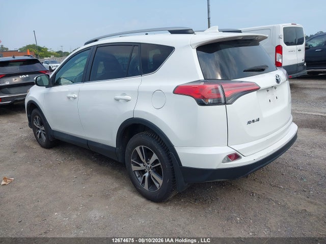 2T3ZFREV6JW407932 Toyota RAV4 LE