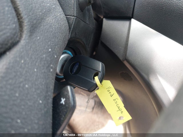 Ford ESCAPE SE 2017 1FMCU9G98HUD69361 Image 11