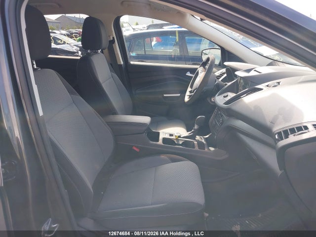 Ford ESCAPE SE 2017 1FMCU9G98HUD69361 Image 5